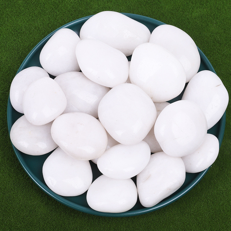 白色抛光鹅卵石园林景观高光鱼缸造景石头工程铺路雨花石厂家