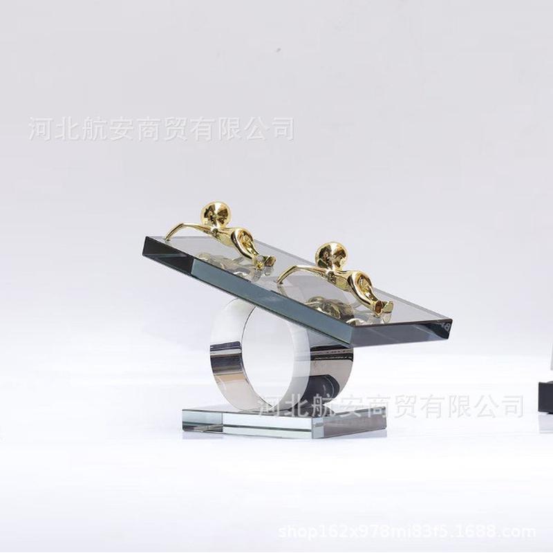 热销现代简约水晶轻奢金属创意工艺品摆件桌面家居书架场景软装饰