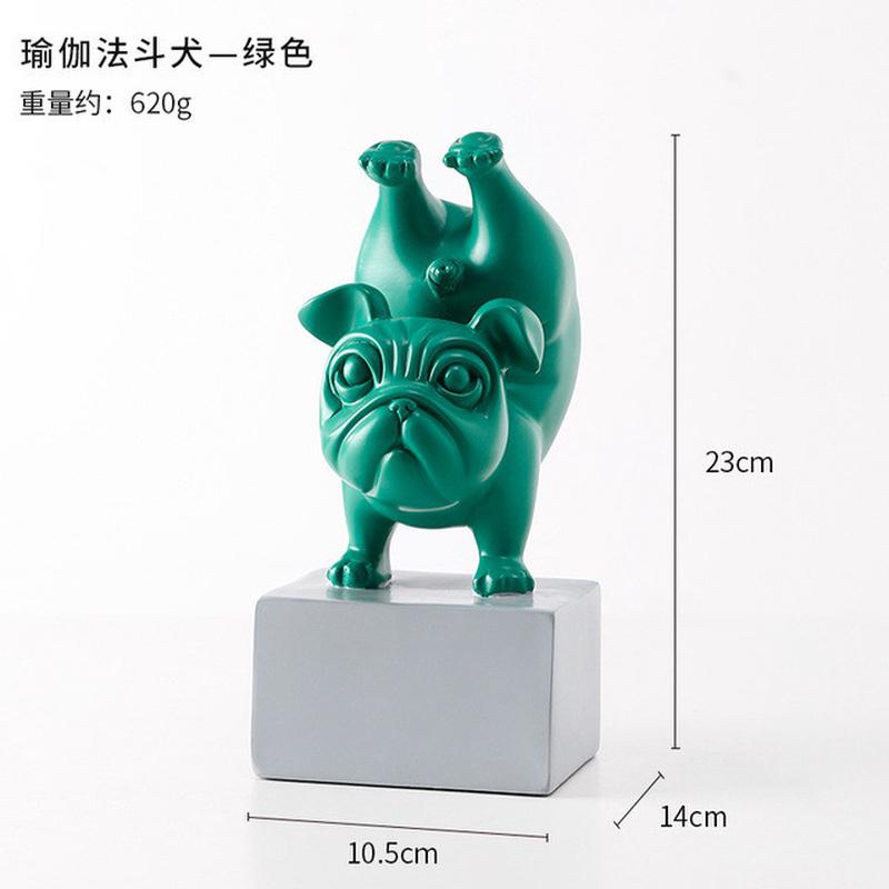 简约现代瑜伽摆件斗牛犬狗北欧轻奢家居装饰工艺品树脂小狗
