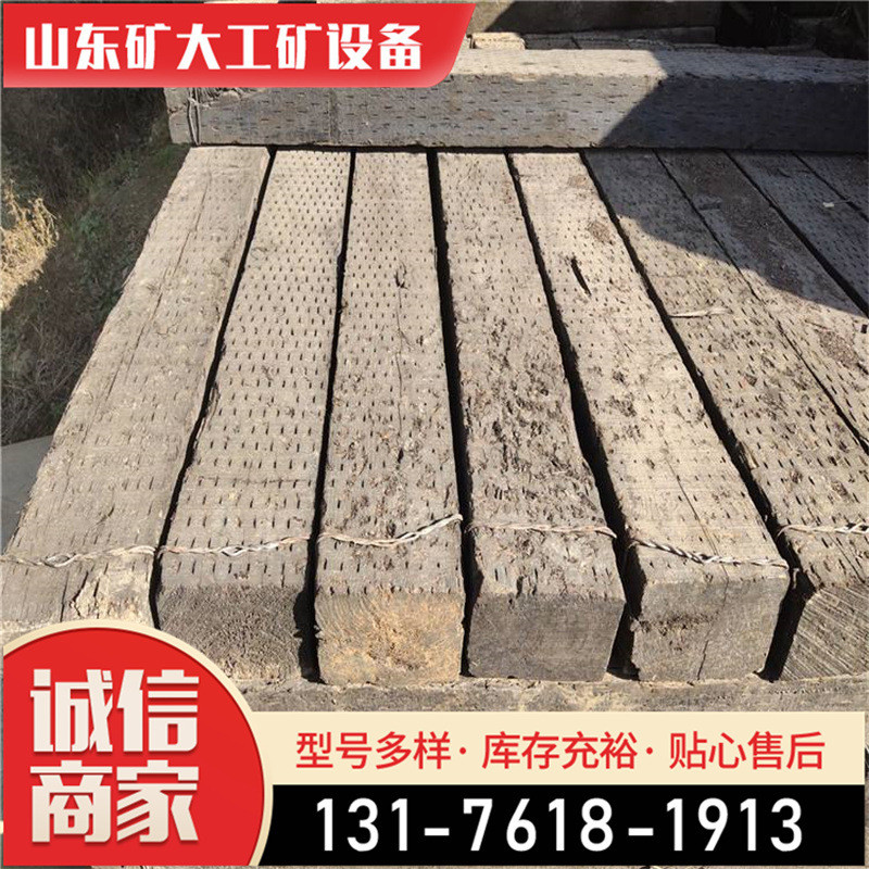热销工地建筑松木条支模方木跳板枕木垫木包装木板用木方