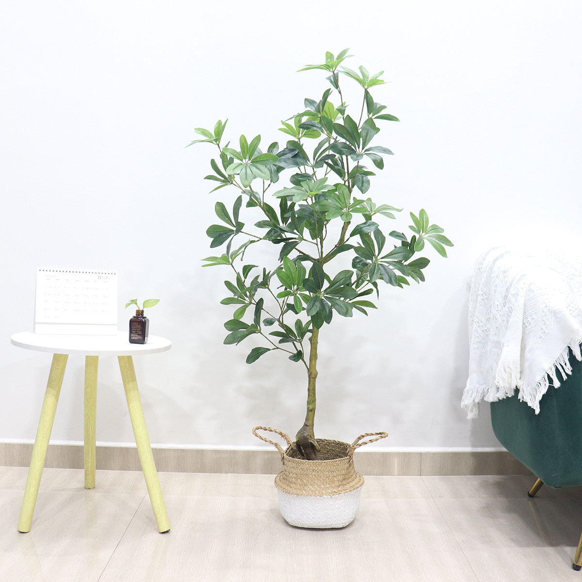 北欧客厅落地室内摆放仿真植物盆栽塑料鸭脚木福禄桐新款绿植盆景