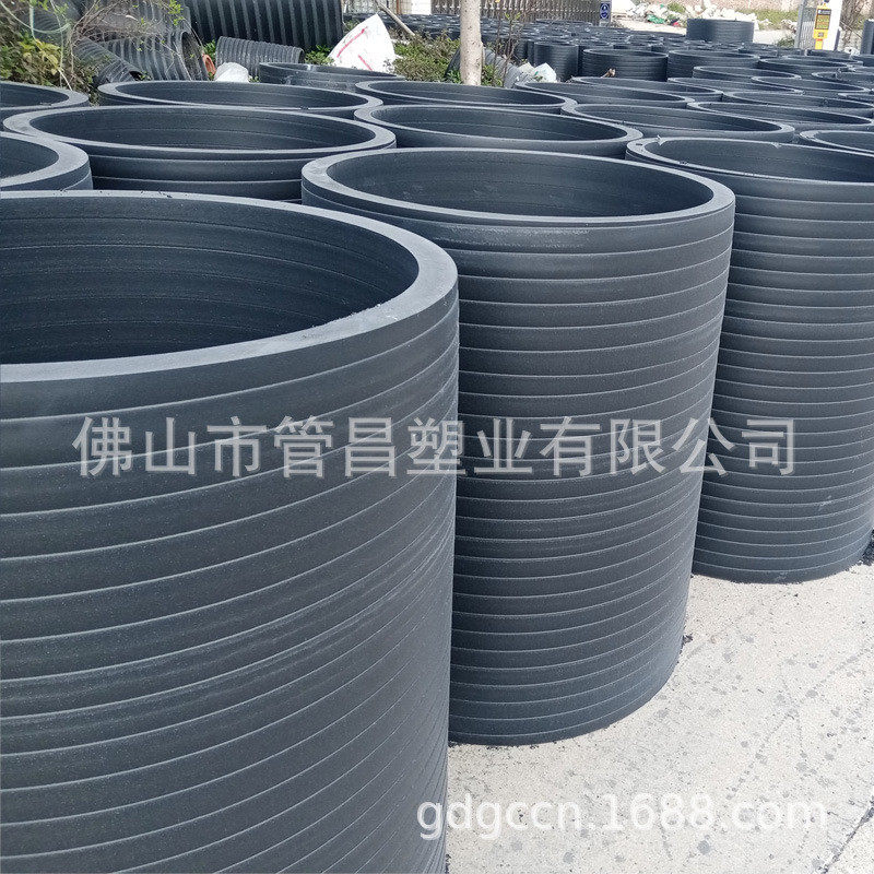 热销pe顶拉管hdpe顶壁排污管sn12.5柔性密封自锁式缠绕管实管厂家