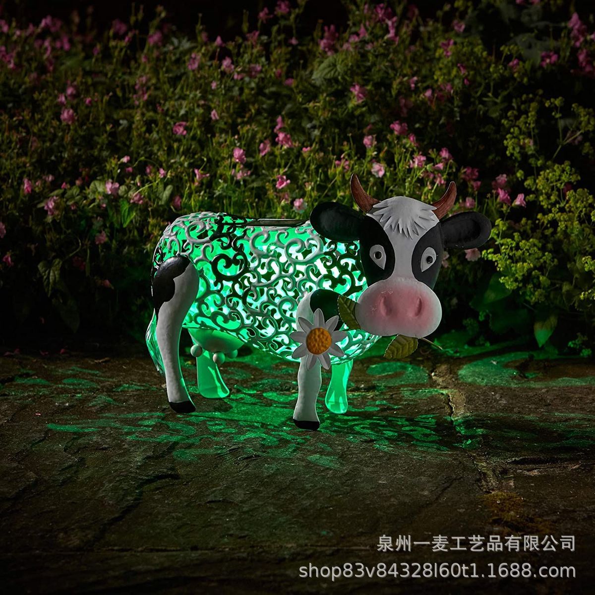 爆款太阳能奶牛金属铁艺镂空奶牛户外庭院花园草坪装饰奶牛灯