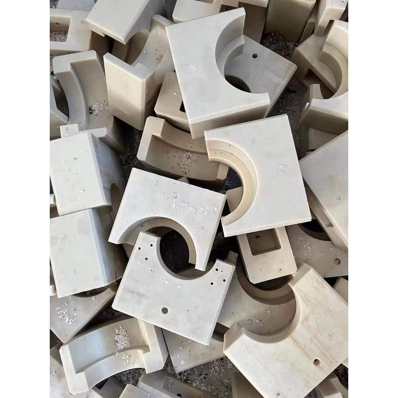 尼龙加工件件厂家直供应滑块轴套垫板各种尼龙件mc塑料制品异形