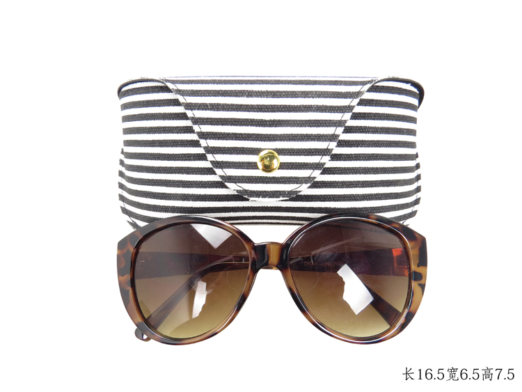 Etui à lunettes - Ref 1241387 Image 4