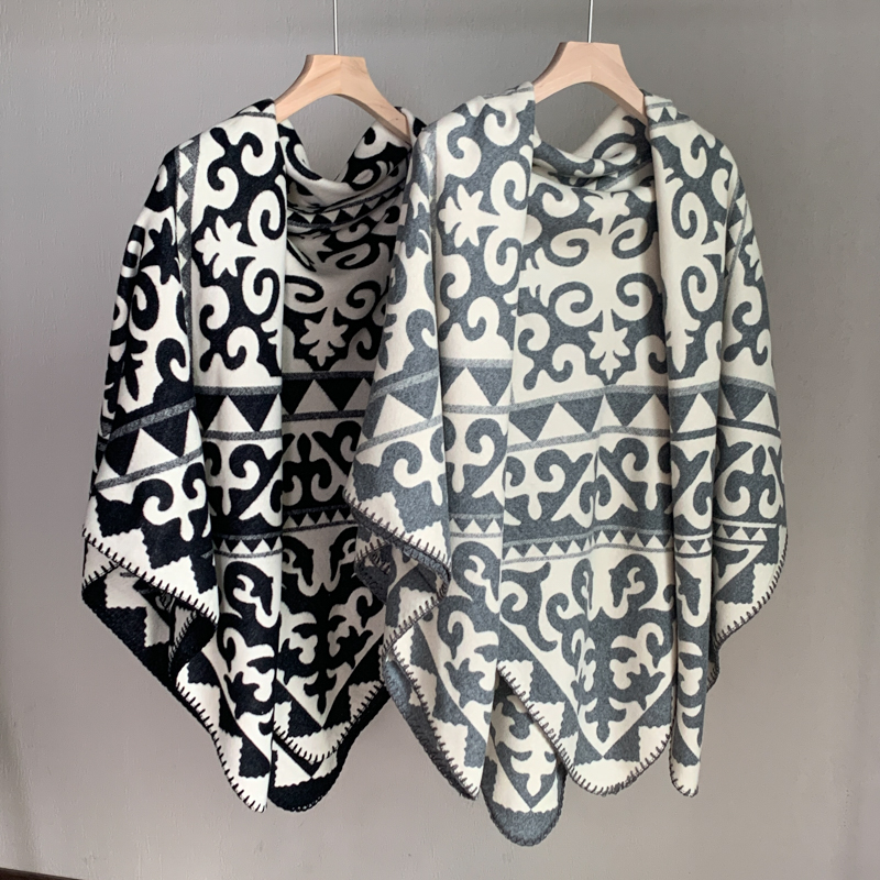 cocoa小苏130CM大方巾民族风围巾披肩外搭女夏季新疆旅游空调披风