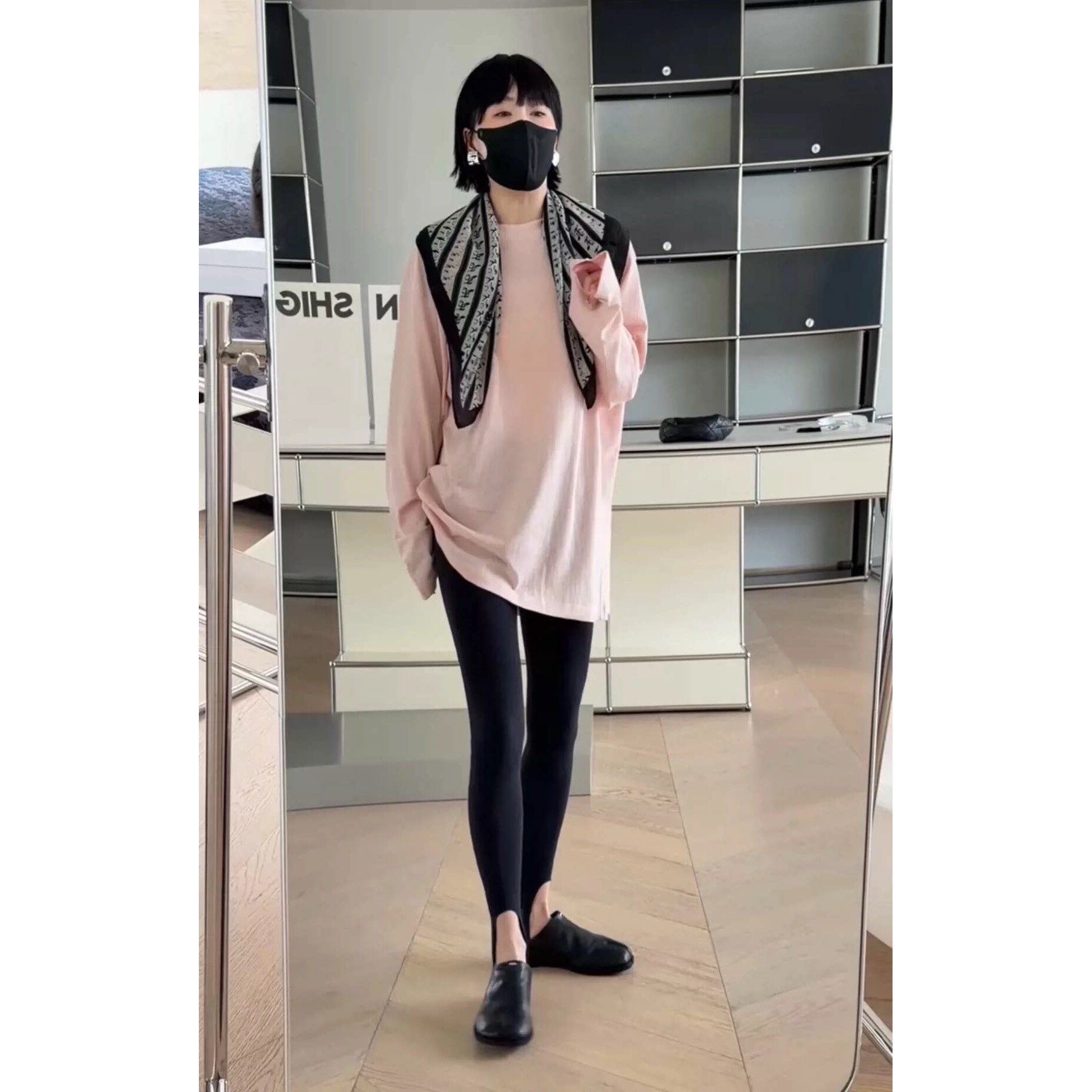 诗歌兰女装2026春款 72020慵懒温柔舒适披肩上衣搭配丝巾T恤女