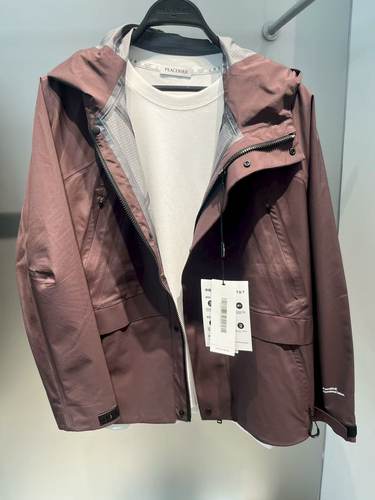 B2BCE3230 太平鸟男装秋季新款咖色连帽拉链时尚休闲冲锋夹克外套