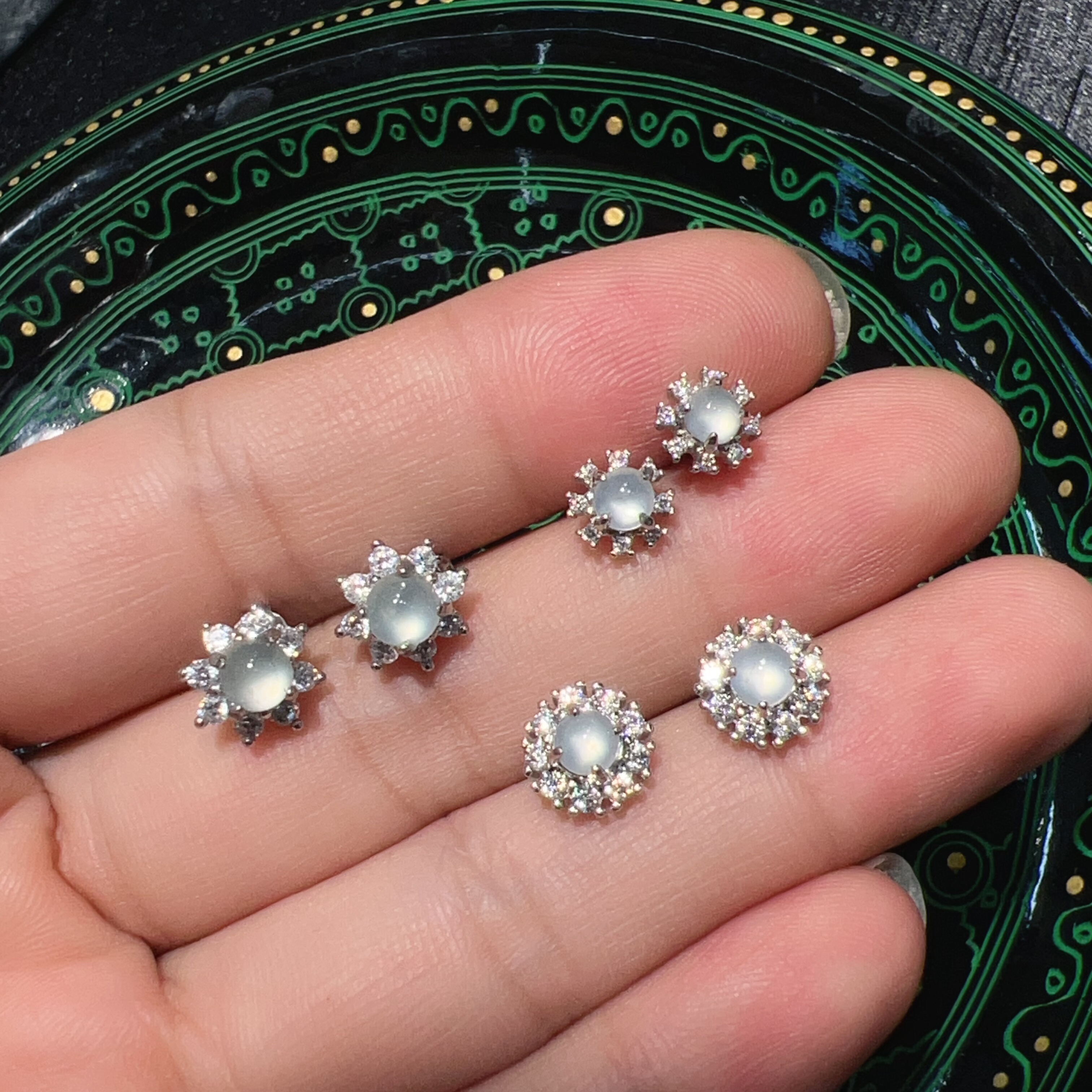 白月光A货高冰蛋面翡翠耳钉925银镶嵌时尚百搭气质耳饰耳钉雪花