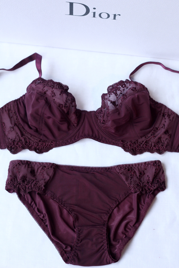 【luno】原单超薄蕾丝文胸套装 纯色性感bra 大号女士内衣