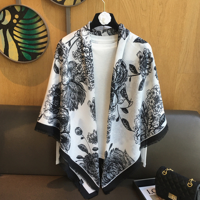 2025夏季新款浪漫花朵旅游拍照防晒遮阳披肩130cm大方巾棉麻围巾