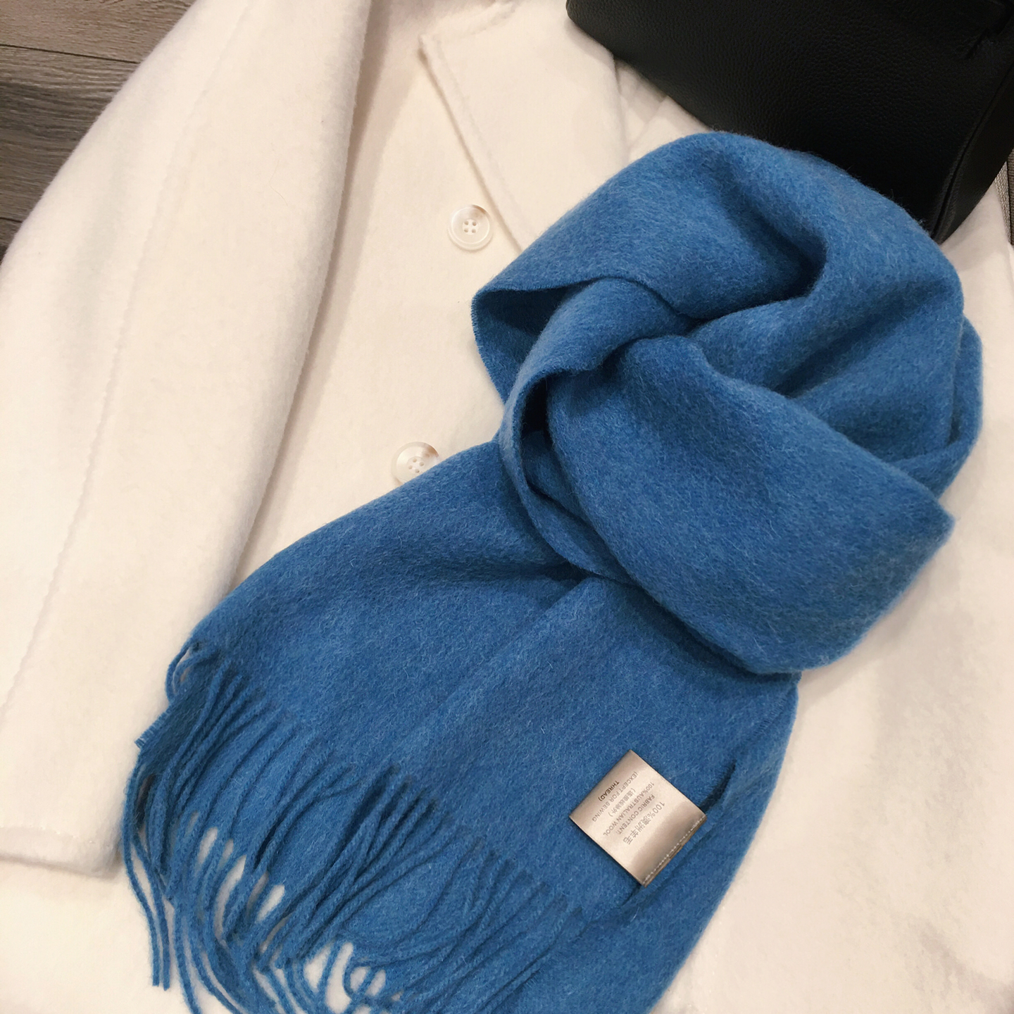 小溜家 12月8日新品上架  澳洲羊毛WOOL100%羊毛围巾纯色披肩两用