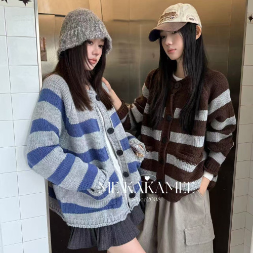 ME KAKAMEE-秋冬新品韩系慵懒粗针条纹毛衣开衫保暖毛衣K020