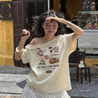 ME KAKAMEE-春新品喷画蛋糕KT斜肩大版短袖T恤9167