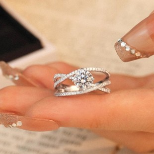 进口D色莫桑石钻戒三生三世女戒指婚戒一克拉S925银镀铂金情侣戒