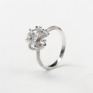 进口D色莫桑石钻戒山茶花款女戒指婚戒S925银镀铂金情侣求婚礼物