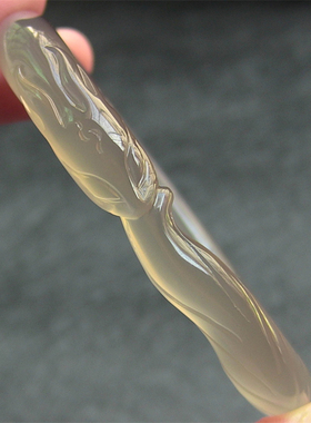 天然巴西玛瑙手镯/复古圆条/原色无忧化/巧雕九尾狐狸/玉髓2158