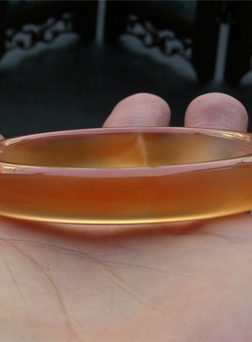 天然巴西玛瑙手镯玉髓