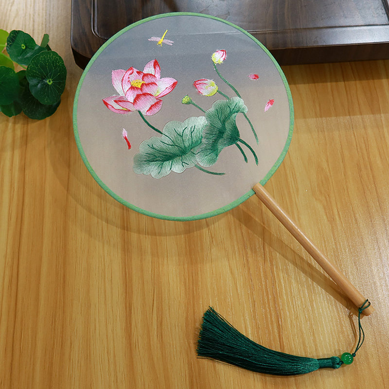 苏州双面绣手工丝绸古风旗袍团扇
