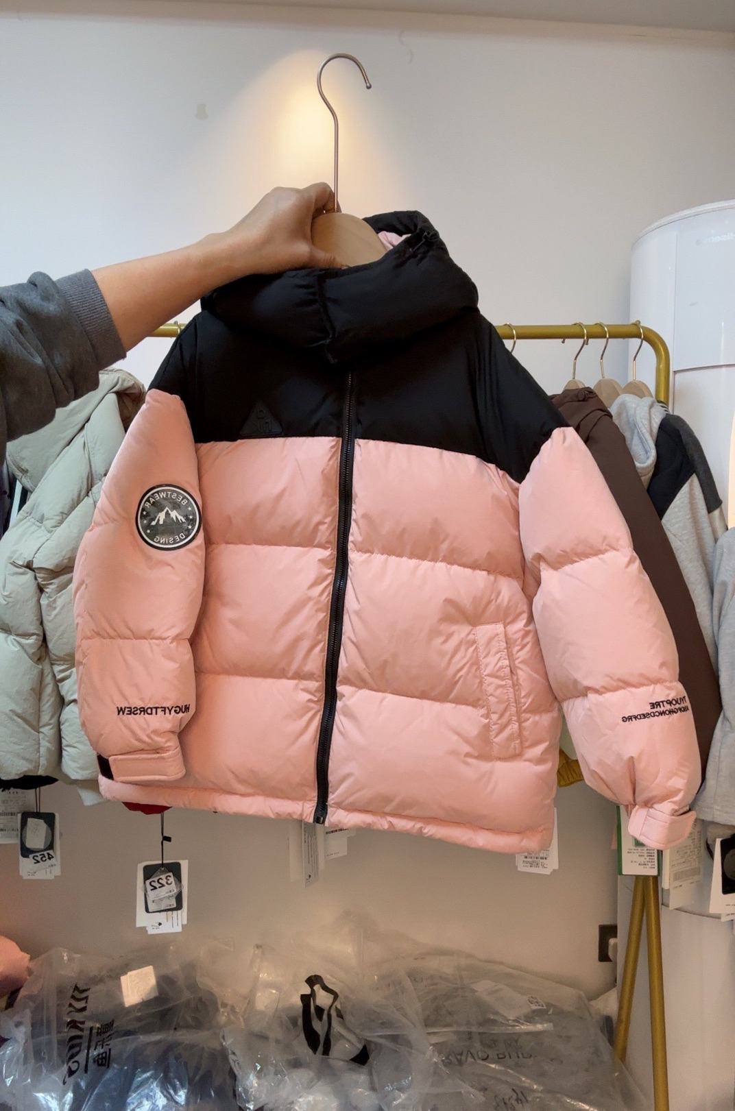 童乐鱼2024冬新款儿童韩版连帽羽绒服男女童洋气保暖外套潮3911