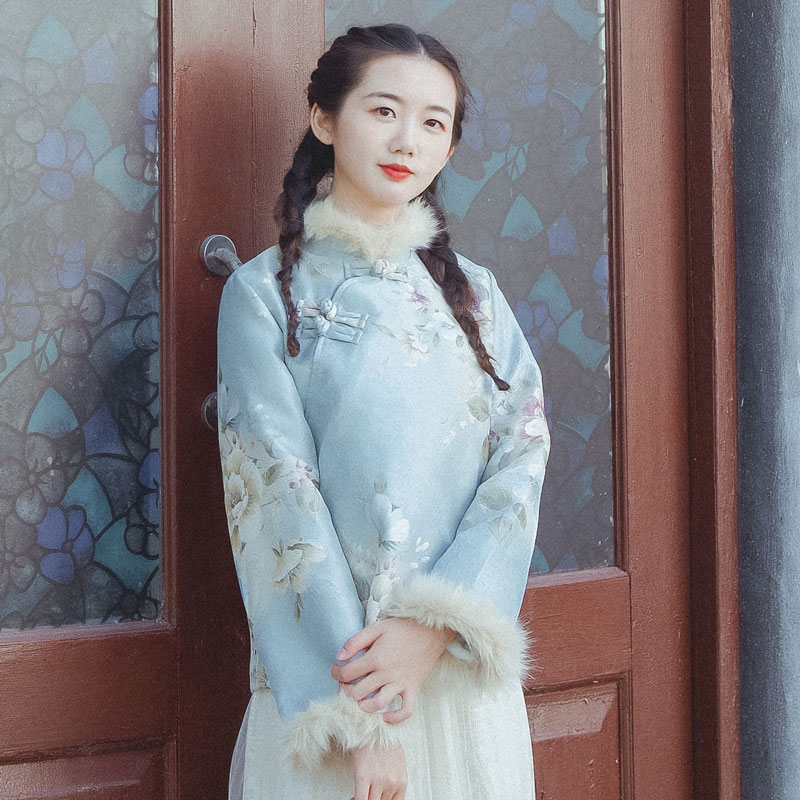 小个子少女过年唐装加绒保暖早春复古中式旗袍小袄短上衣茶艺服装