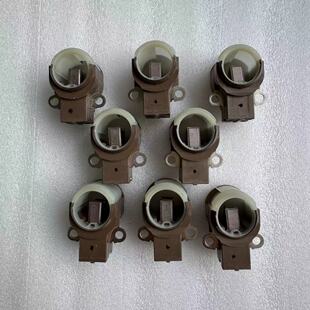 适用于2014年 LAND FREE揽驰陆通原厂发电机碳刷架