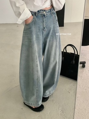 sky3002韩国2025秋冬季新款时尚个性显瘦高腰弯刀裤水洗牛仔裤女