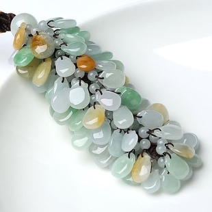 翡翠挂件汽车挂件出入平安车载摆件车上后视镜貔貅吊坠装饰随机