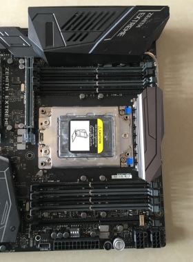 Asus/华硕 ROG ZENITH EXTREME 电竞主板 AMD X399 TR4接口 EATX