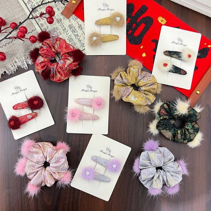 满88包邮蘑菇家~秋冬新款复古新中式国风宋锦水貂毛BB夹肠圈发夹,童装/婴儿装/亲子装,发饰,淘宝优惠券,粉丝福利购,淘宝优惠卷