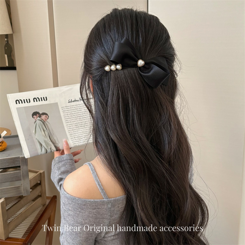 边夹减龄甜美可爱蝴蝶结