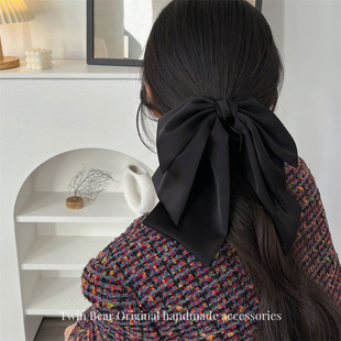 优雅百搭简约高端黑色质感缎面多层蝴蝶结懒人马尾抓夹发抓鲨鱼夹