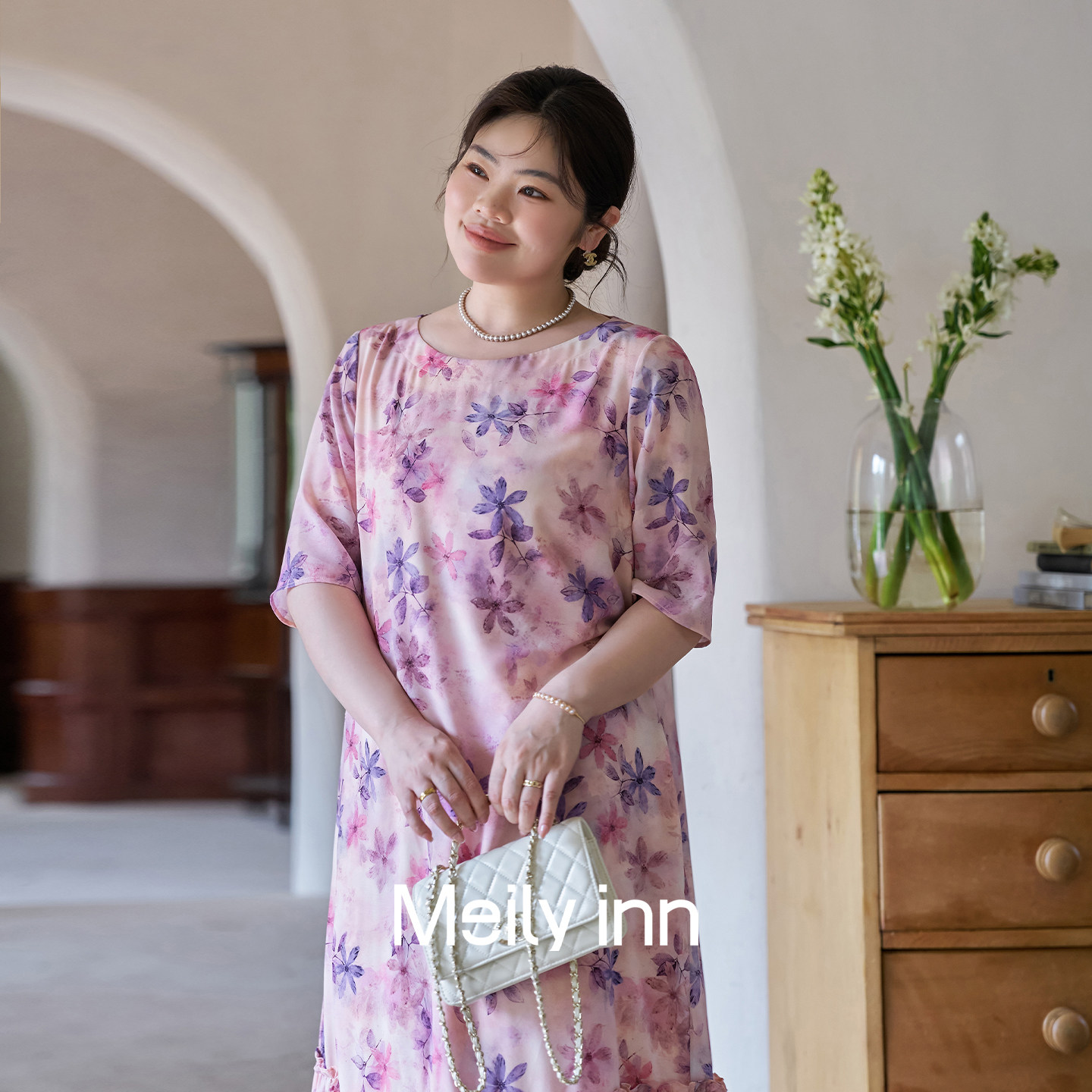 美丽客栈高端大码巨好看连衣裙2025夏天新款微胖mm显瘦印花长裙子图片