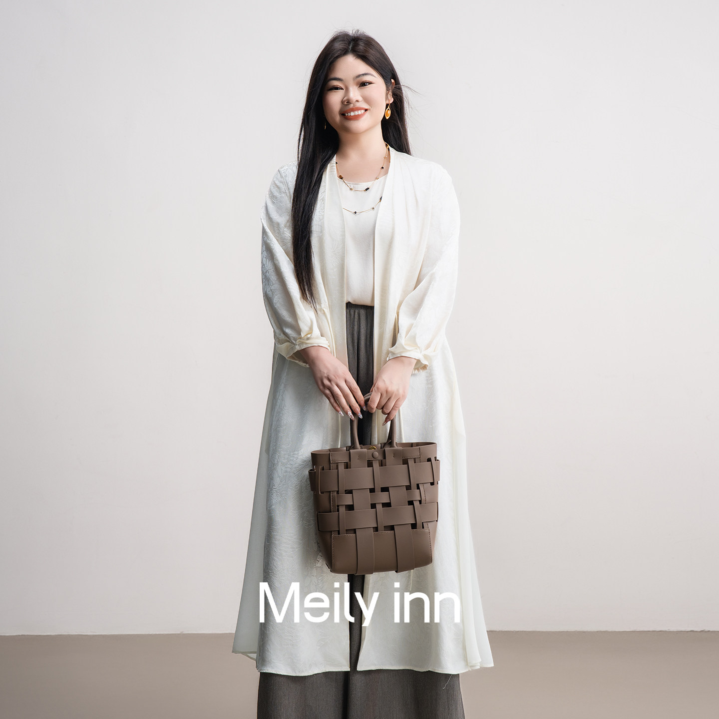 美丽客栈2025夏季新款百搭开衫连衣裙加肥加大200斤胖mm长款外搭