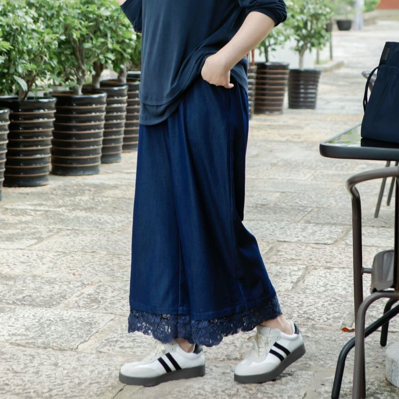 美丽客栈2025秋季新款大码牛仔裤女胖mm200斤宽松显瘦阔腿裤子