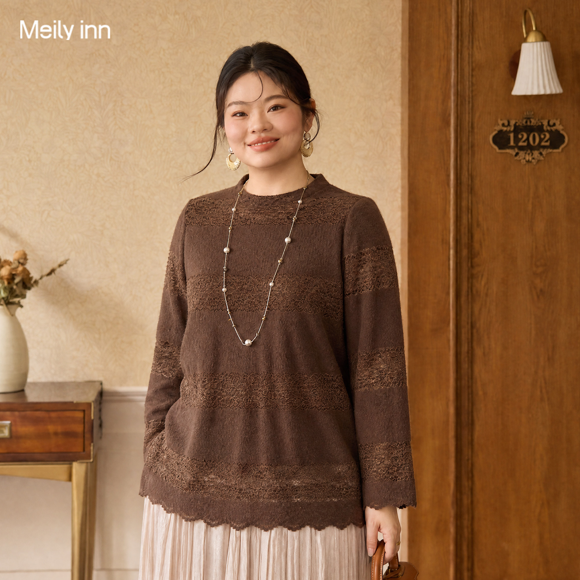 美丽客栈高端大码女装2026秋新款蕾丝衫半高领打底衫胖mm内搭上衣