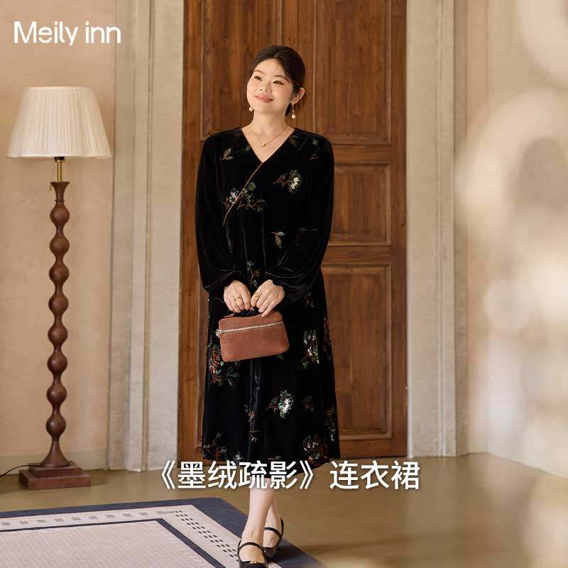 美丽客栈高端连衣裙女大码胖mm200斤宽松显瘦梨形身材气质中长裙
