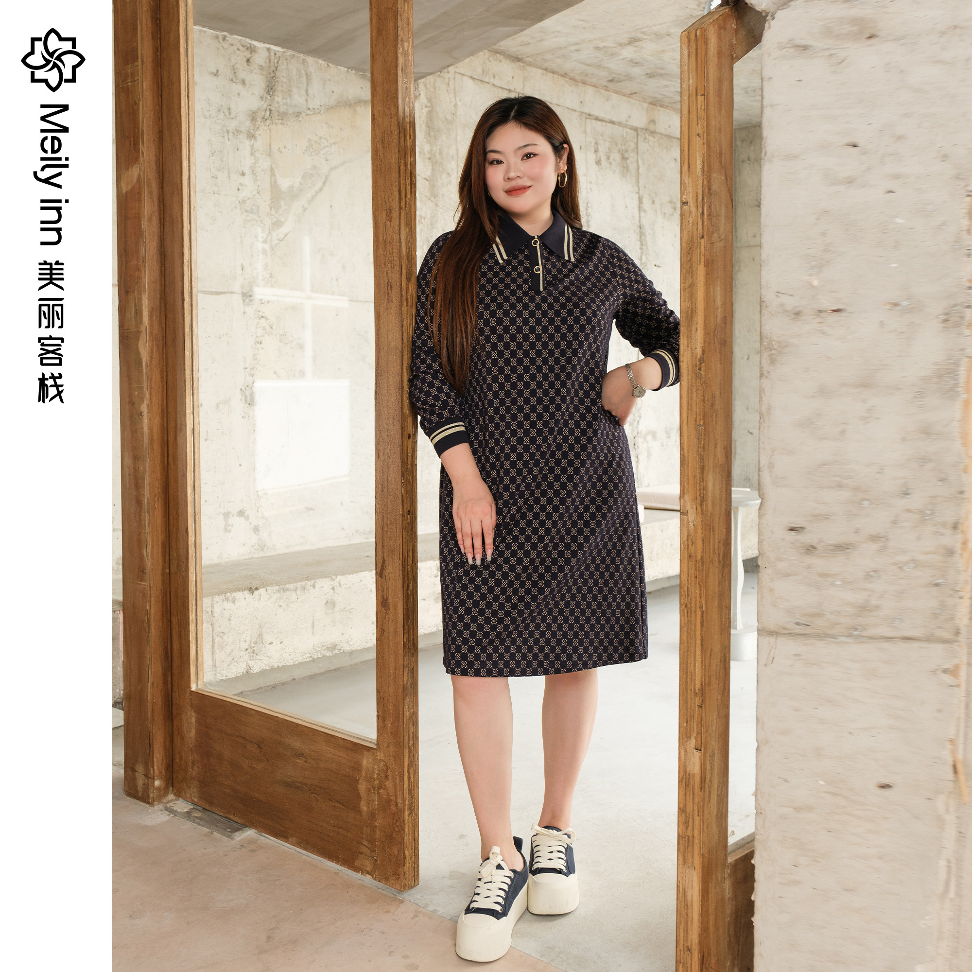 活力运动风美丽客栈百搭减龄连衣裙大码胖mm春秋休闲针织裙女