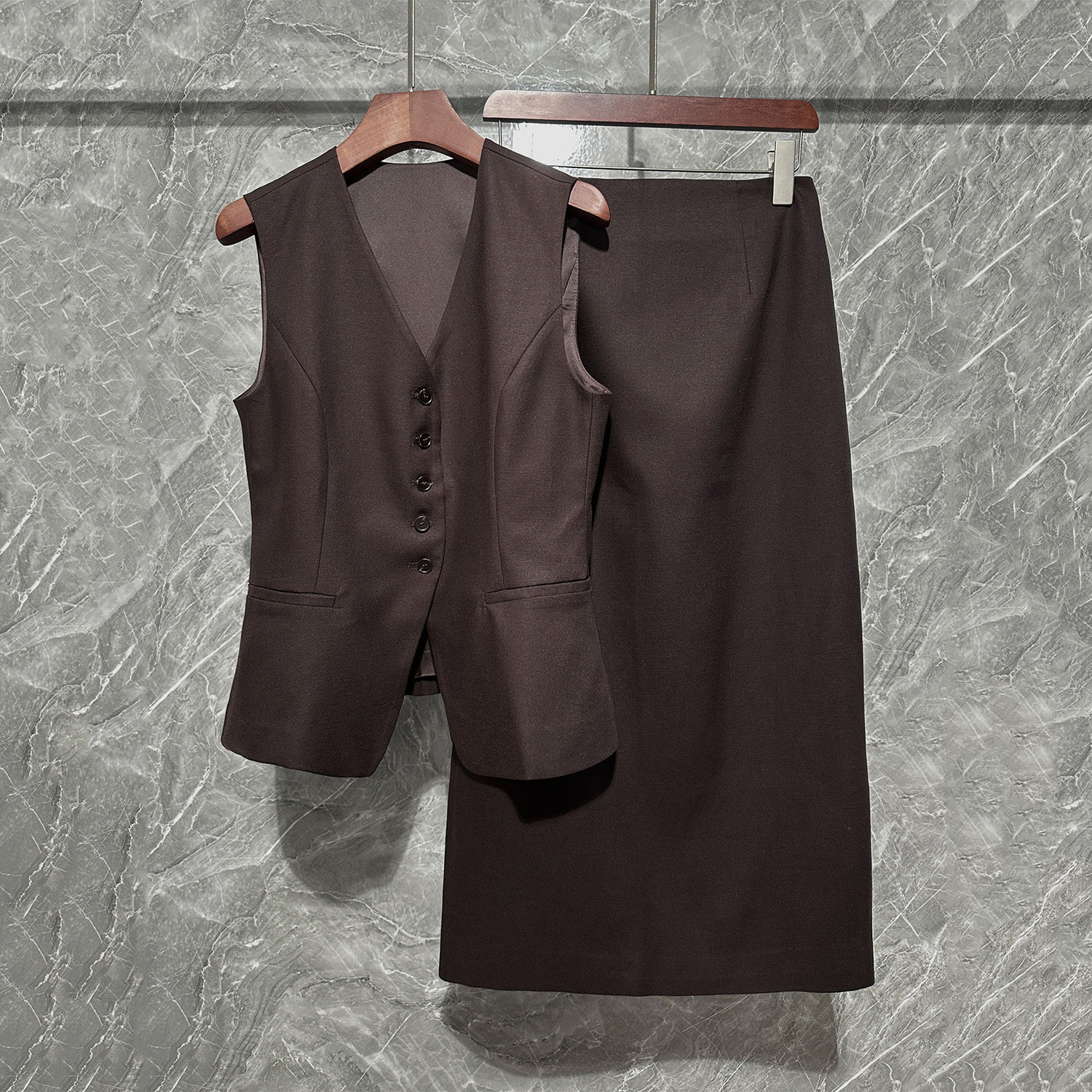 加厚款无袖V领背心单排扣收腰马甲修身中长款拉链开叉半裙套装女,女装/女士精品,时尚套装,淘宝优惠券,粉丝福利购,淘宝优惠卷