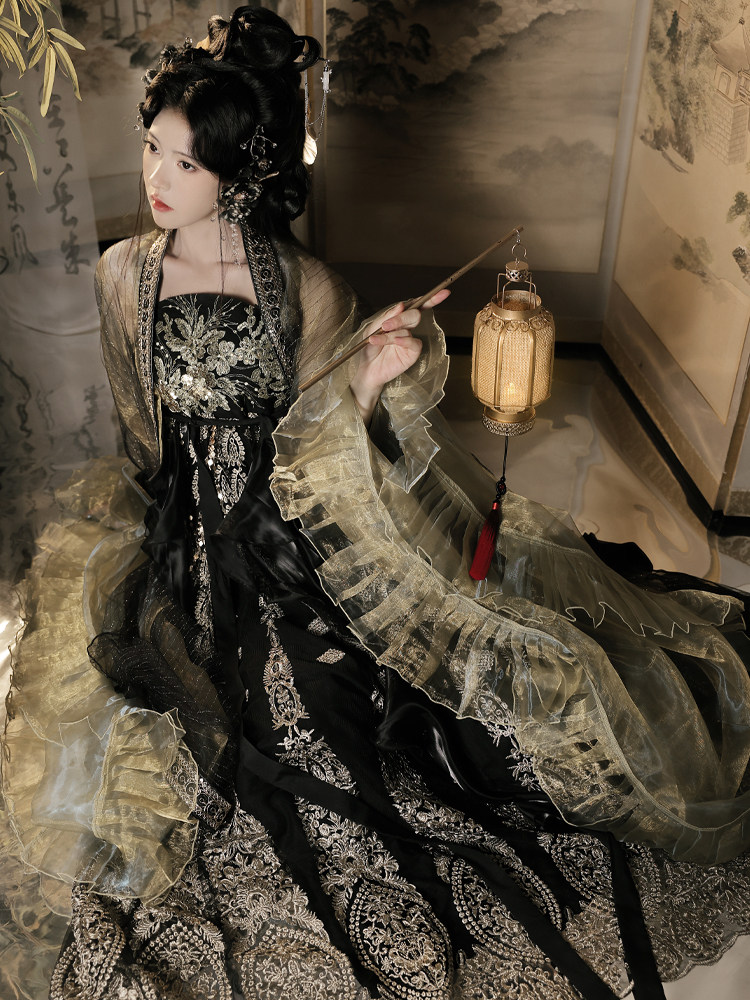 华姿仪赏金色羽毛神话创想系列金乌还巢摄影走秀诃子裙,女装/女士精品,汉服半身裙,淘宝优惠券,粉丝福利购,淘宝优惠卷