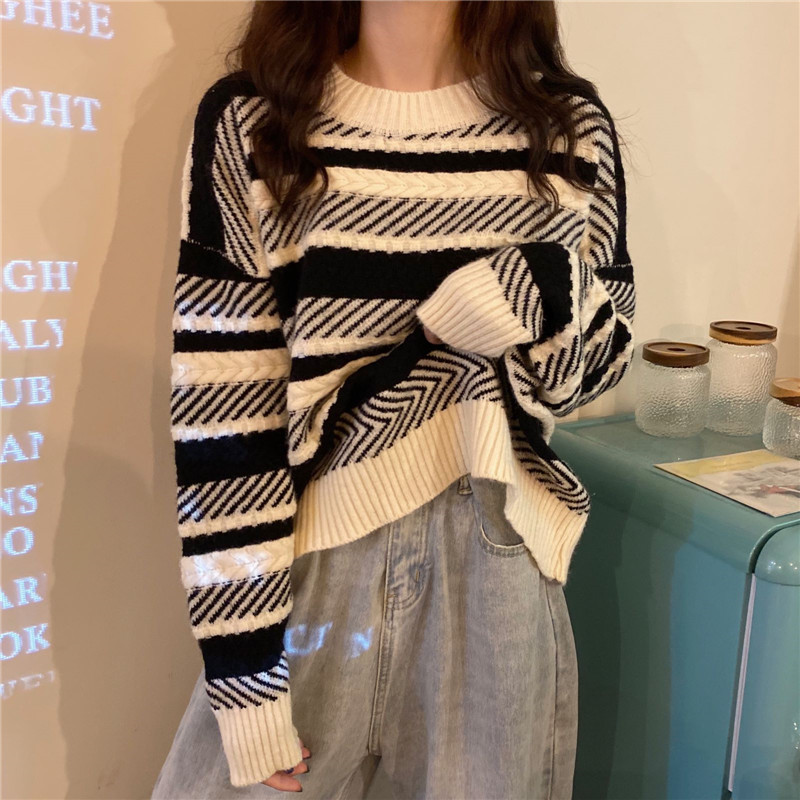 Real price lazy stripe sweater