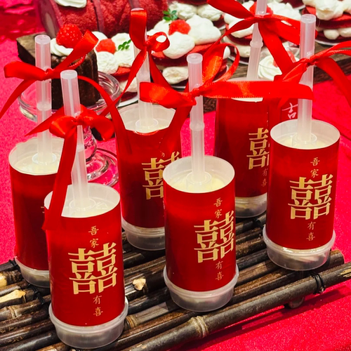 吾家有喜红色订婚宴蛋糕插件摆件