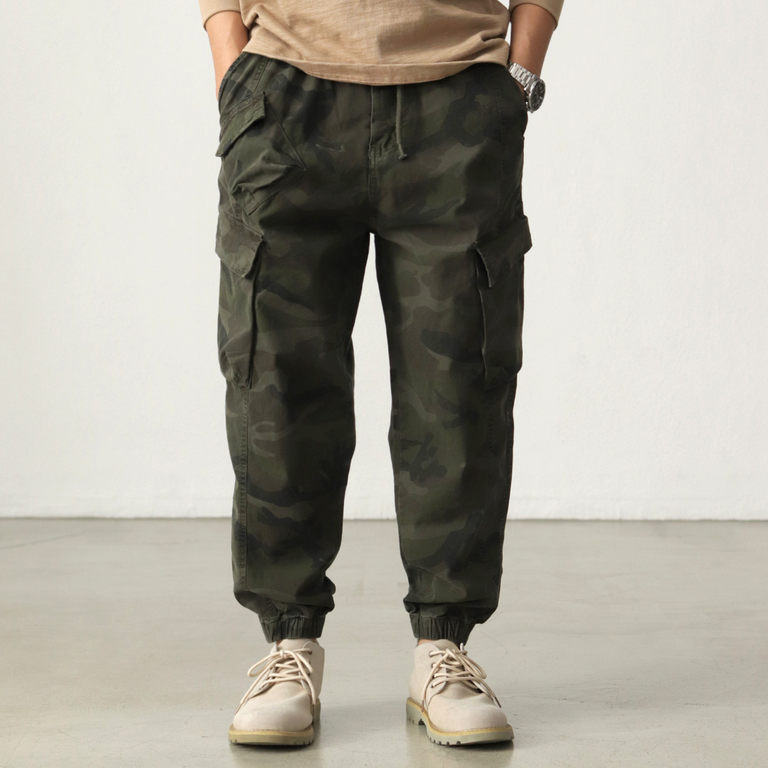 军事风硬汉迷彩工装束脚裤