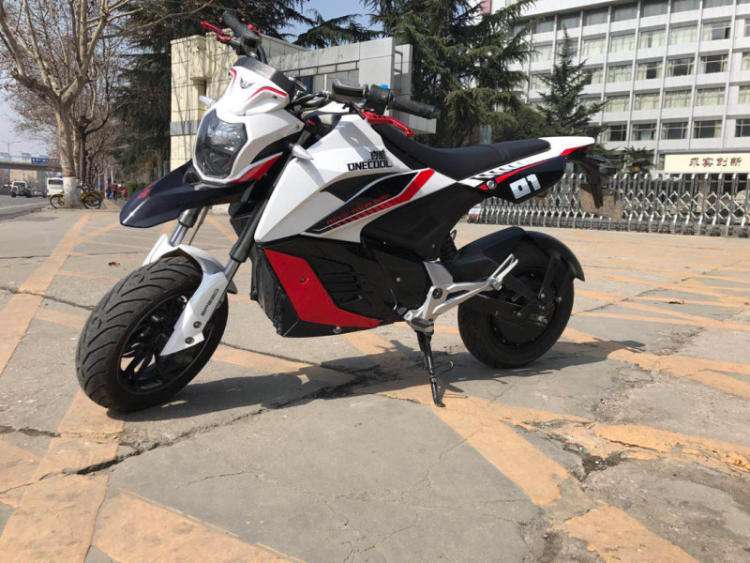 巨鑫猴子m5外壳配件前挡泥板电池护板黑胶壹酷m5油箱盖后尾板pp件