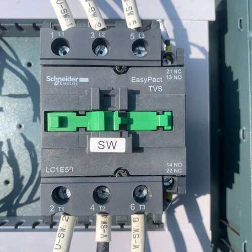 议价LC1E50M5N交流接触器，80A，线圈220V，原