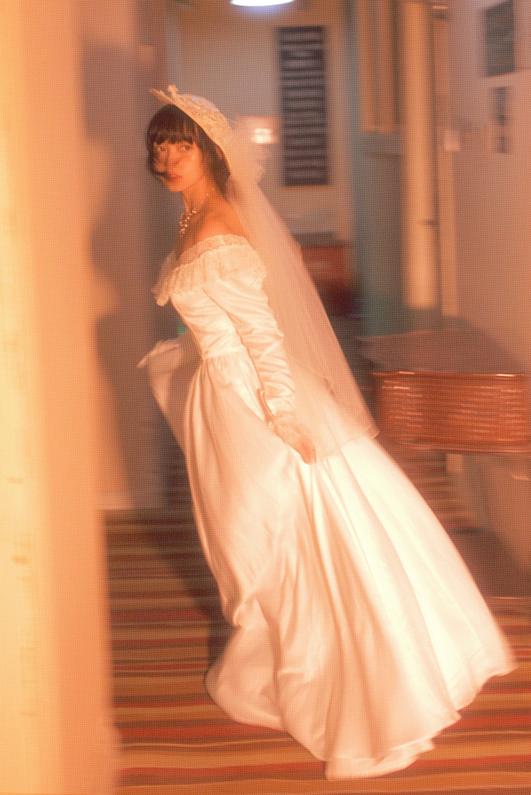 Small arts Photography Photo Lace The skirt Retro Wedding dressin the Women's clothing/Boutique , Wedding/Cheongsam/Formal dress , Wedding  category - from Buy2taobao.com to provide professional Taobao agent buy service