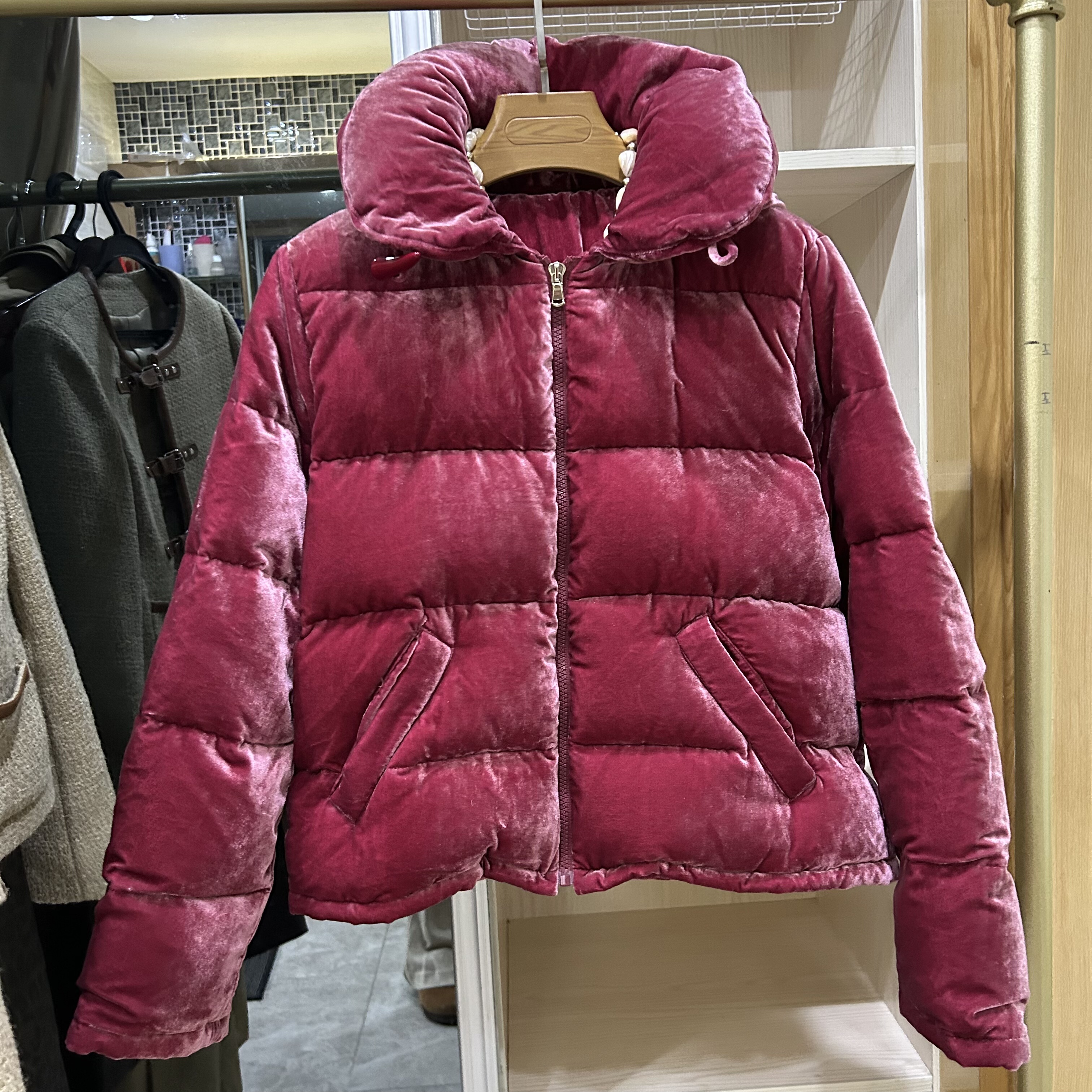 南油！复古连帽鹅绒丝绒羽绒服冬季新款轻薄保暖长袖短款外套女,女装/女士精品,羽绒服,淘宝优惠券,粉丝福利购,淘宝优惠卷