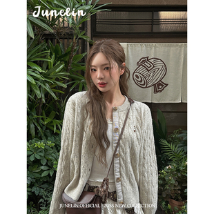 六月林 韩国博主同款 麻花针织外套女秋冬学院风减龄百搭高级感