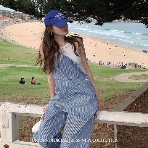 六月林 韩版复古条纹直筒工装背带裤女街头宽松显瘦休闲裤子