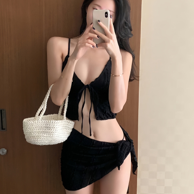 六月林 韩国博主同款高级感度假性感泳衣绑带纯欲小胸裙式女套装